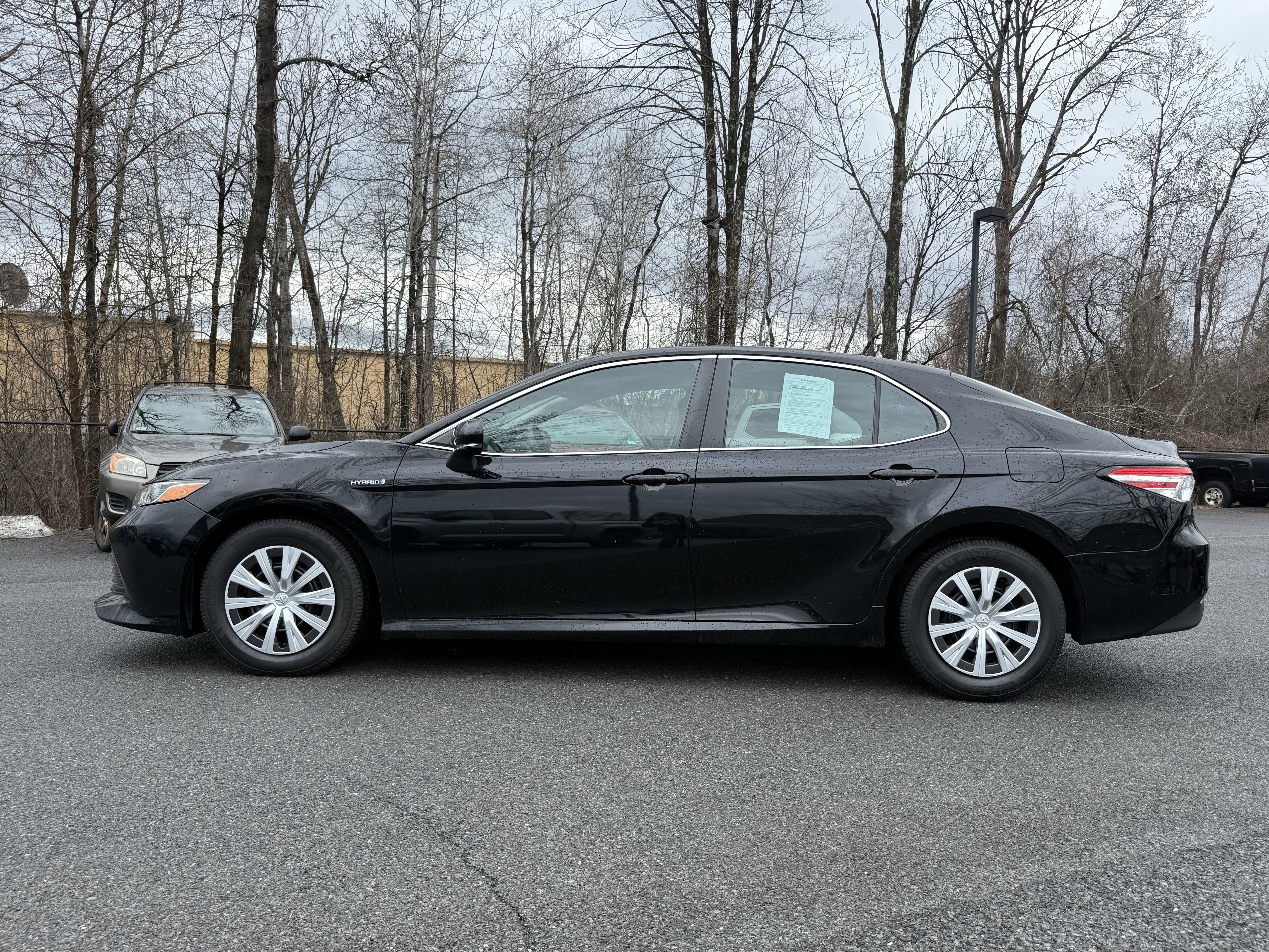 2020 Toyota Camry Hybrid LE