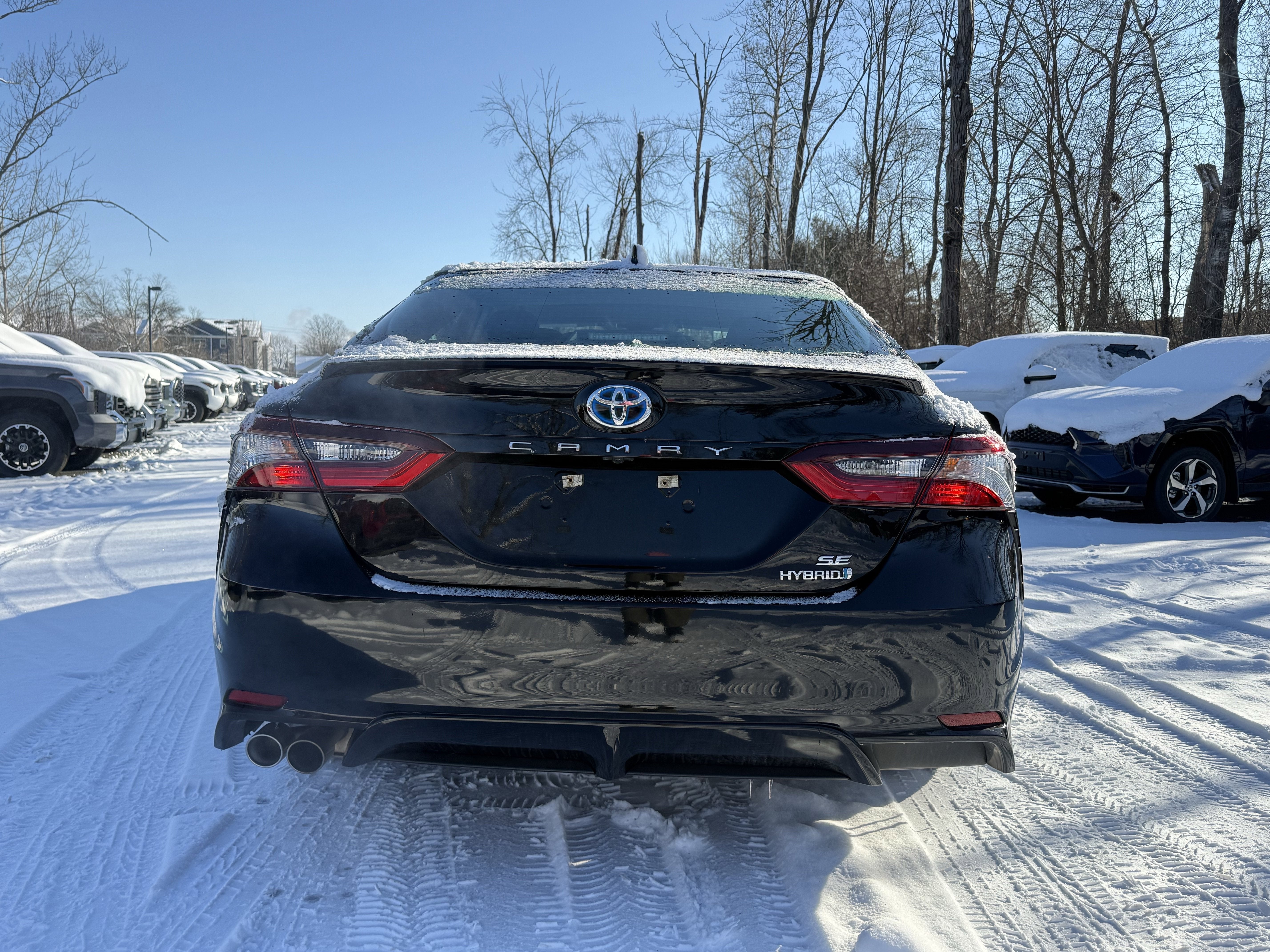 2021 Toyota Camry Hybrid SE