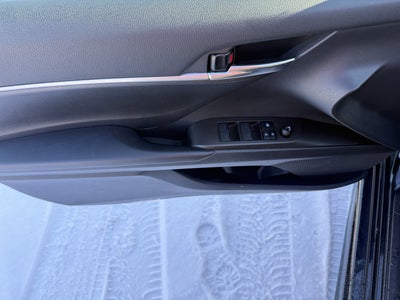 2021 Toyota Camry Hybrid SE