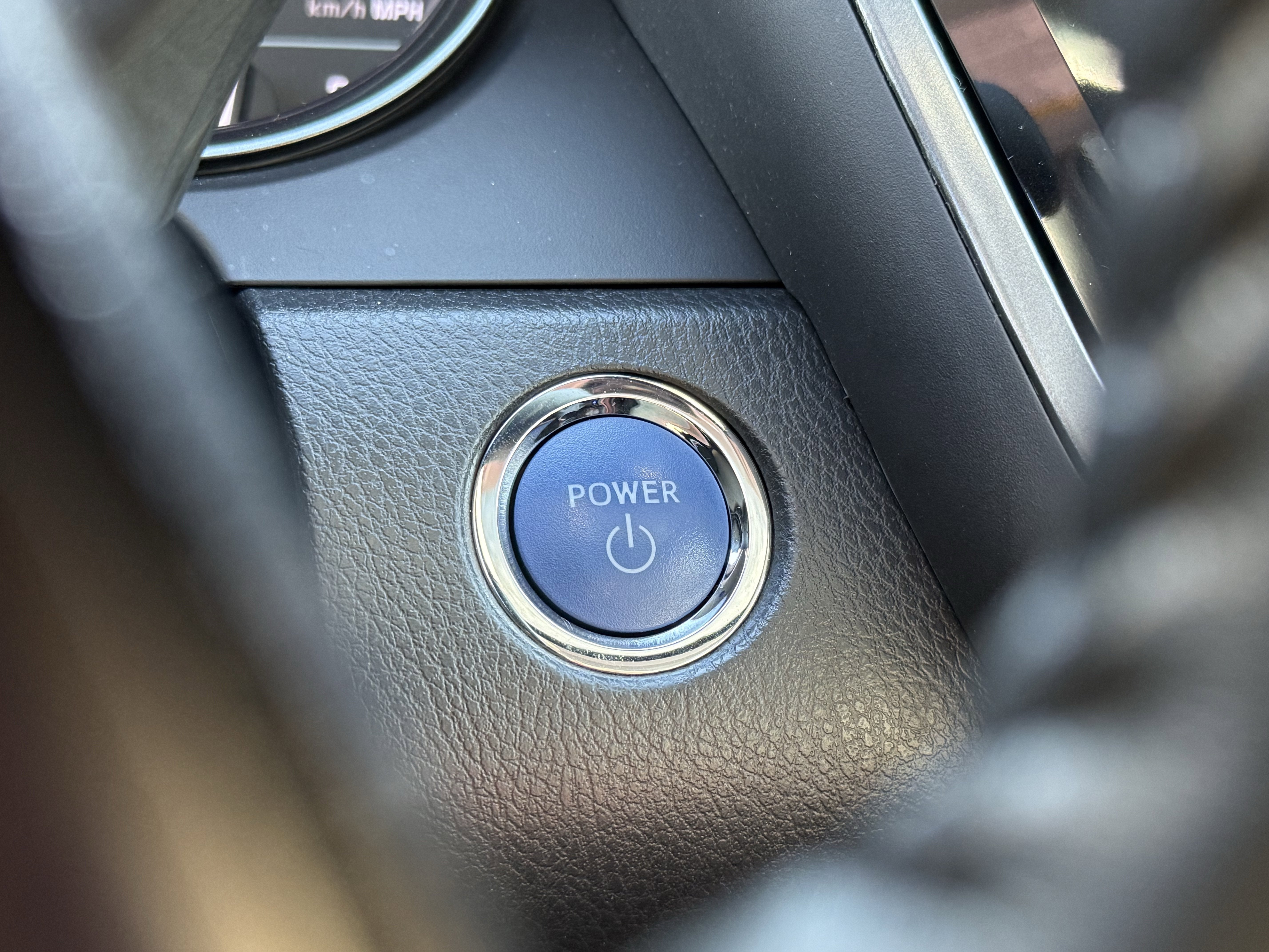 2021 Toyota Camry Hybrid SE