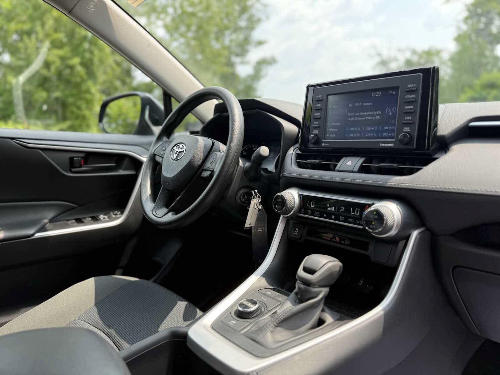 2022 Toyota RAV4 Hybrid LE