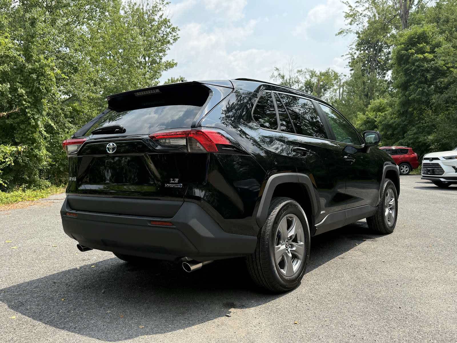 2022 Toyota RAV4 Hybrid LE
