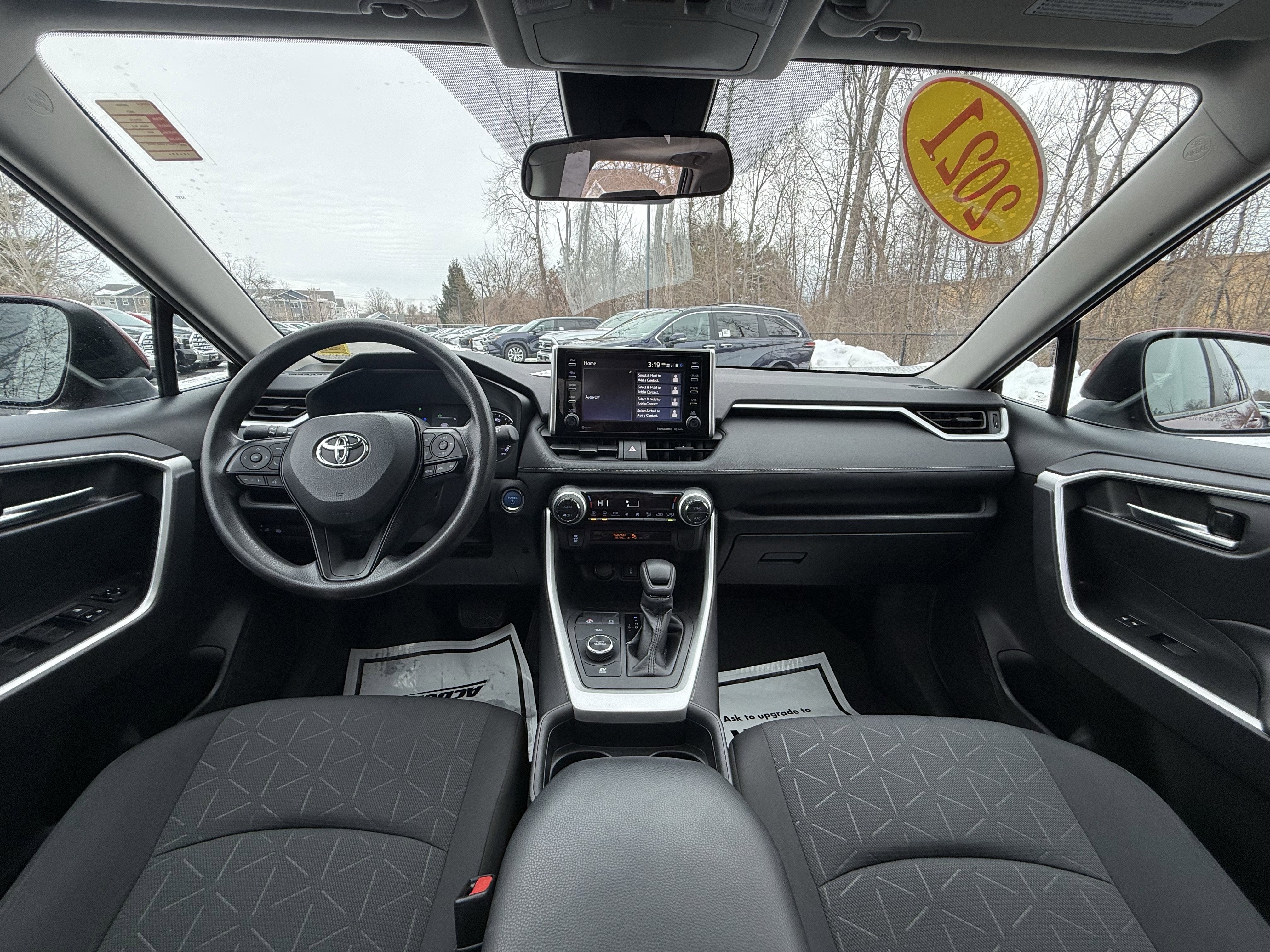 2021 Toyota RAV4 Hybrid XLE