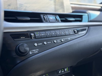 2020 Lexus ES 350