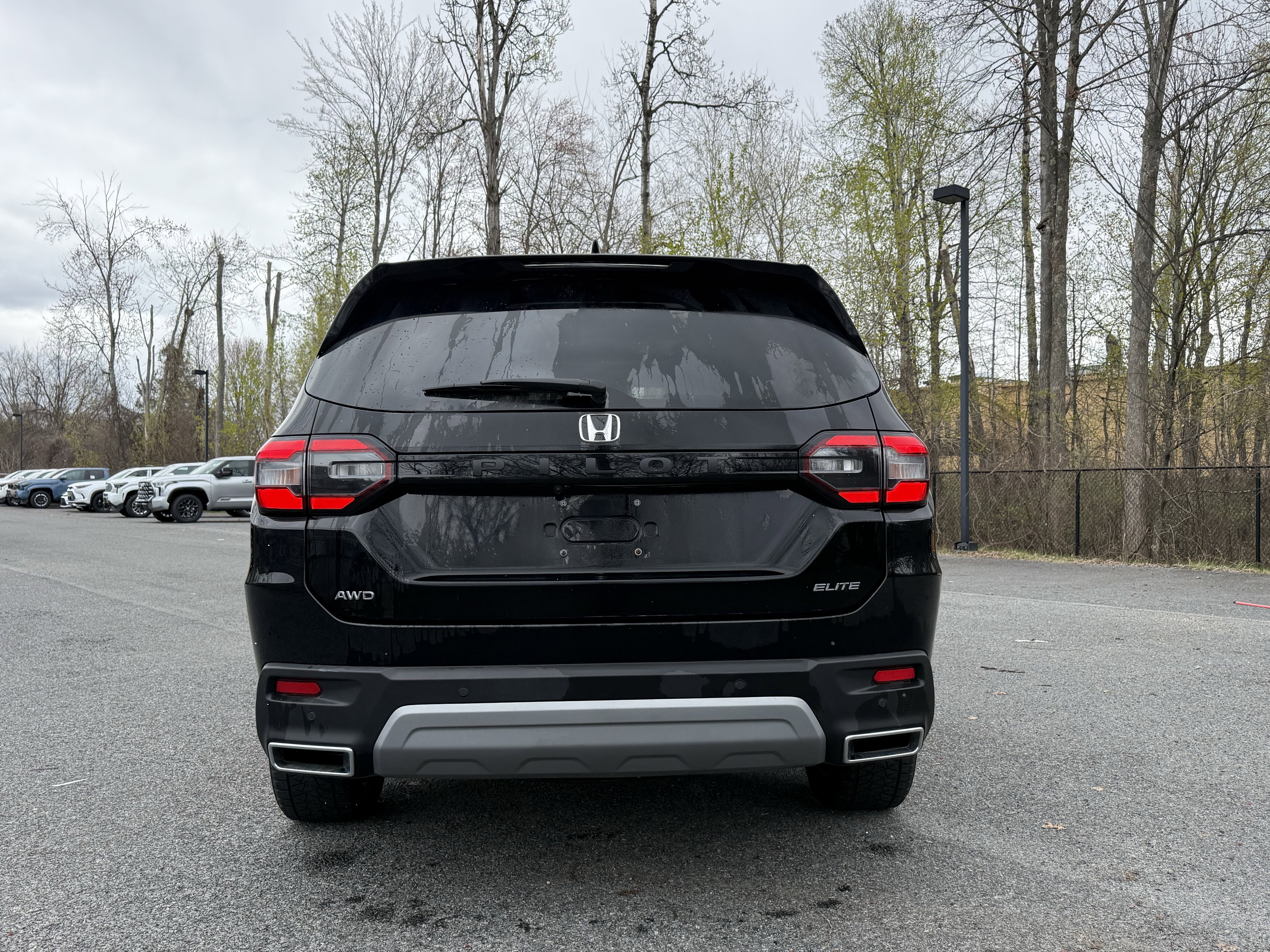 2023 Honda Pilot Elite