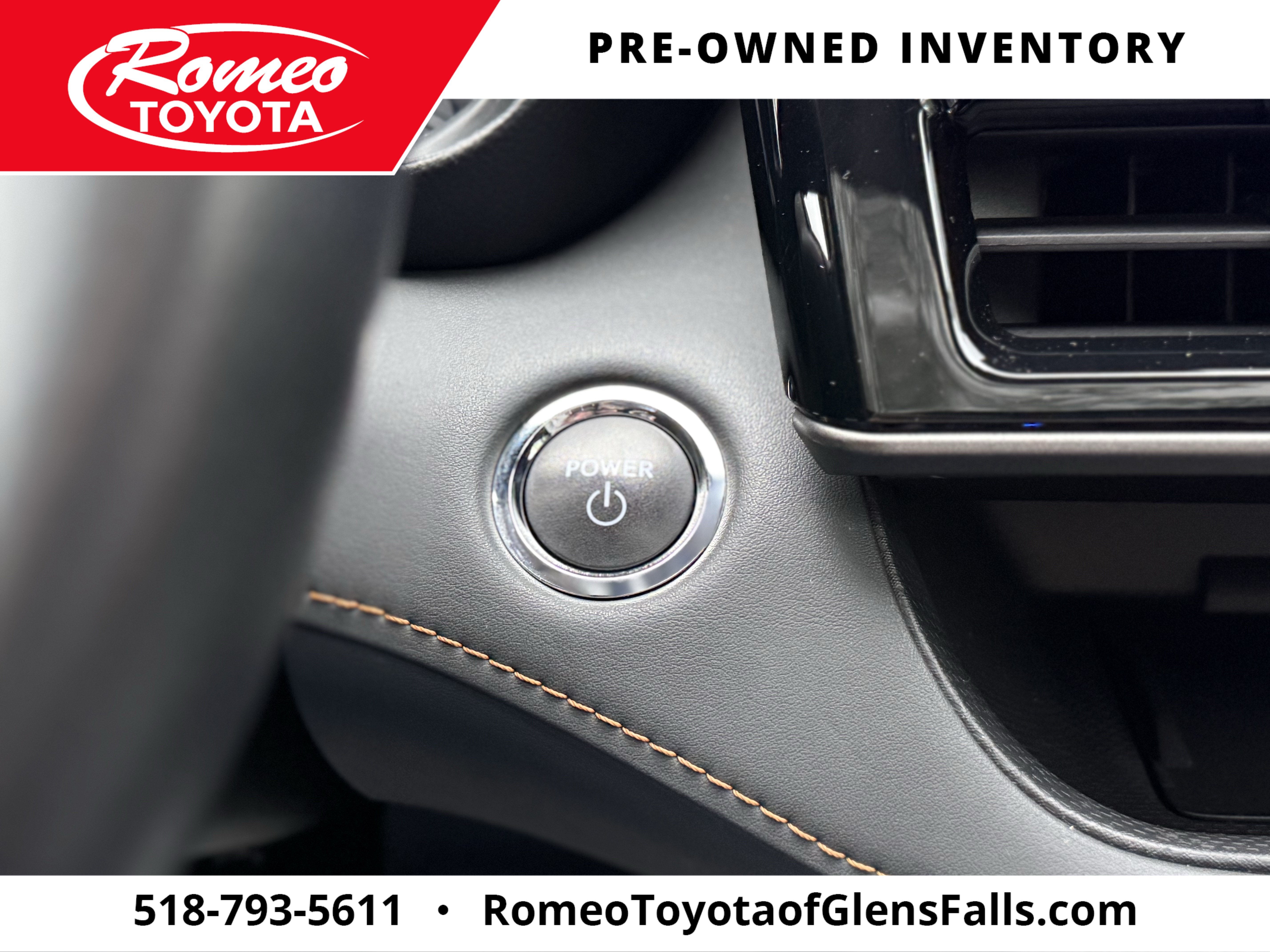 2023 Toyota Highlander Hybrid Bronze Edition
