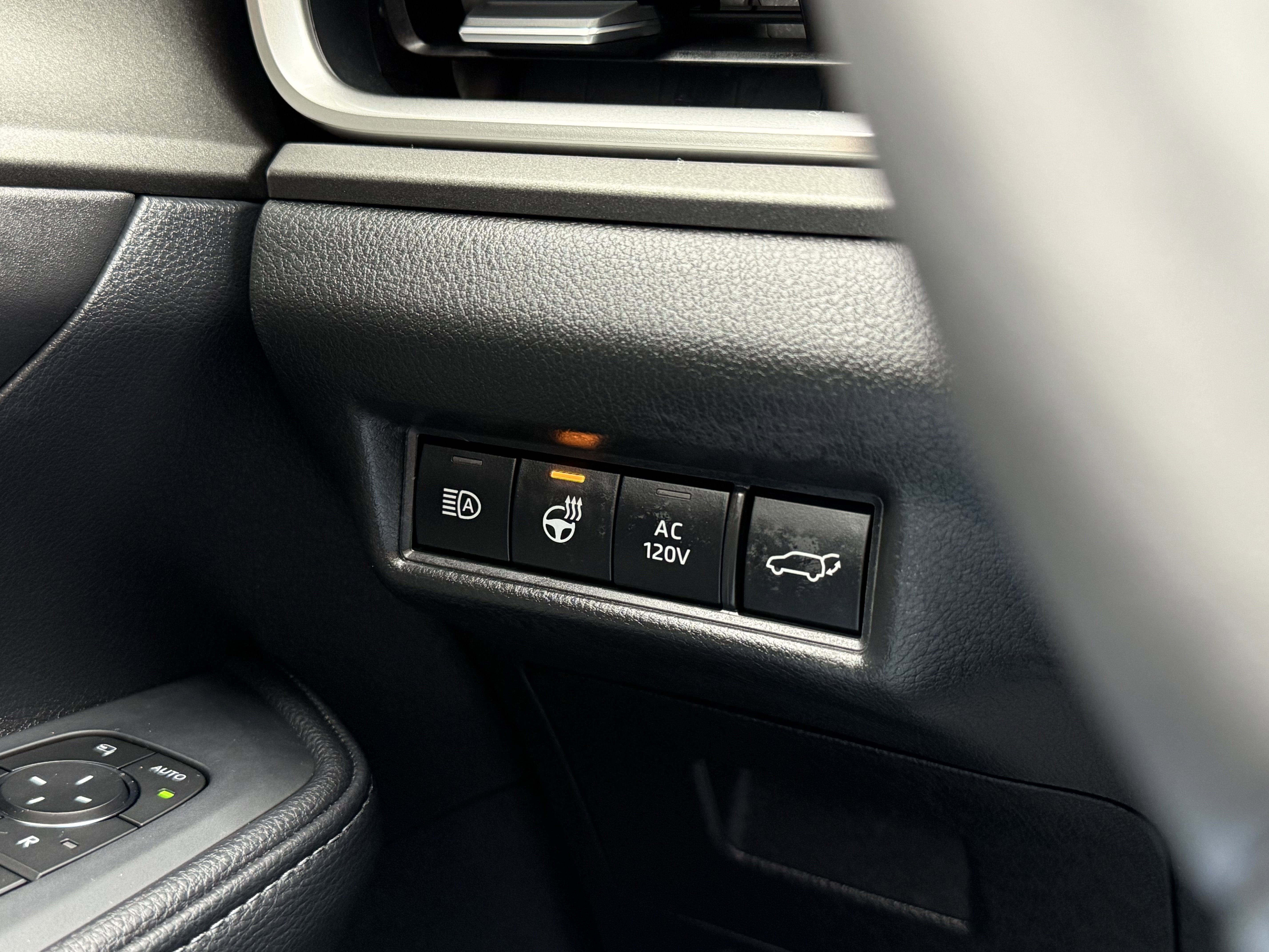 2025 Toyota Grand Highlander Hybrid Nightshade Edition