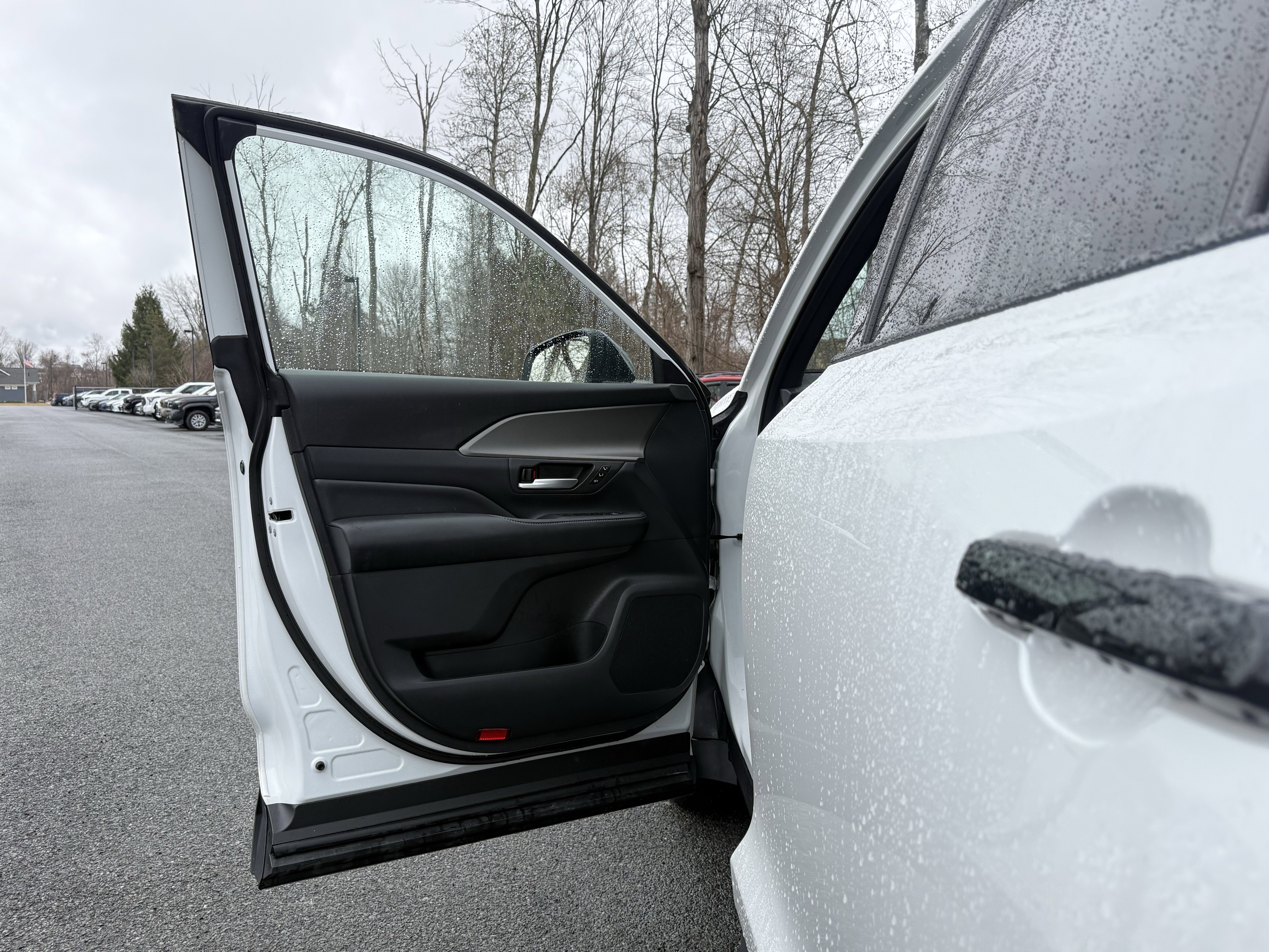 2025 Toyota Grand Highlander Hybrid Nightshade Edition