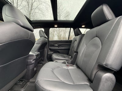 2025 Toyota Grand Highlander Hybrid Nightshade Edition