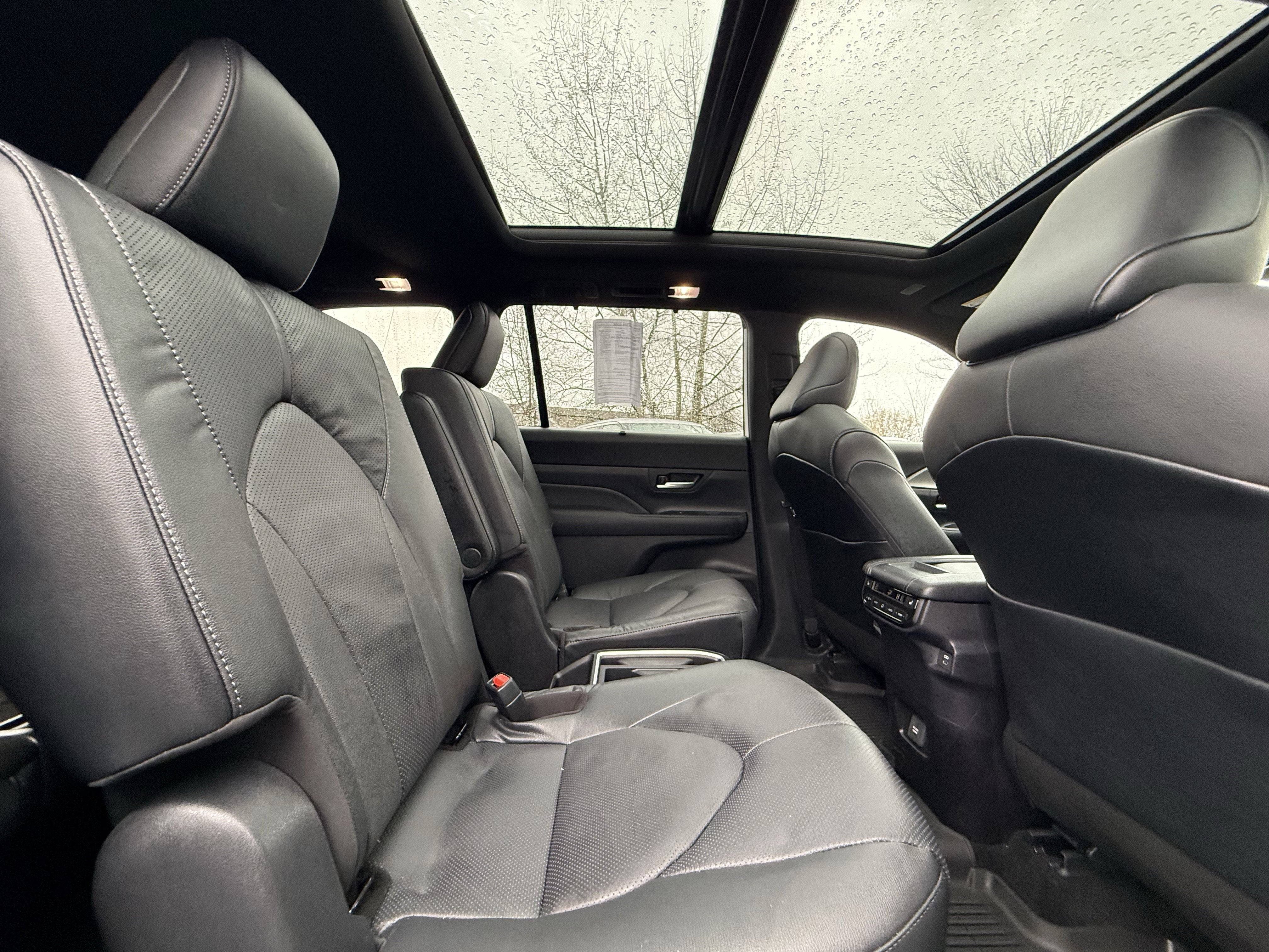 2025 Toyota Grand Highlander Hybrid Nightshade Edition