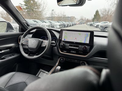 2024 Toyota Grand Highlander Hybrid Base