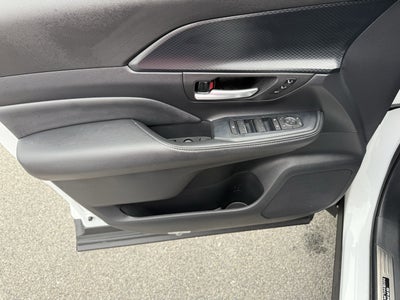 2024 Toyota Grand Highlander Hybrid Base