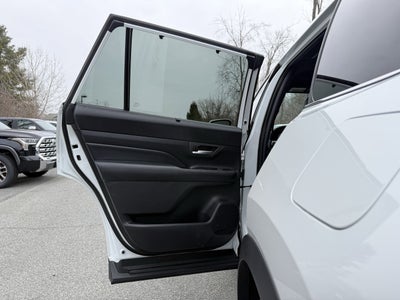 2024 Toyota Grand Highlander Hybrid Base