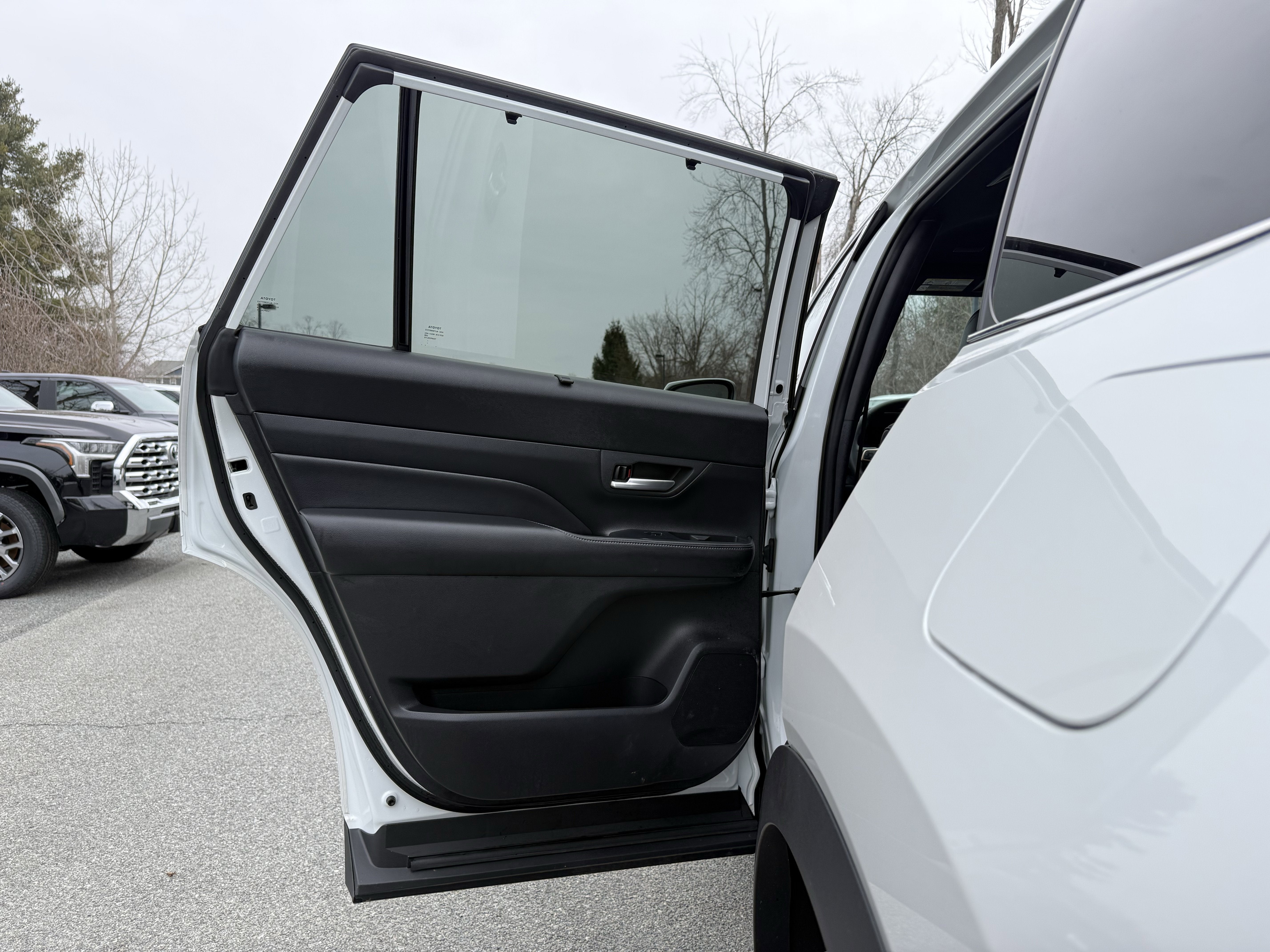 2024 Toyota Grand Highlander Hybrid Base