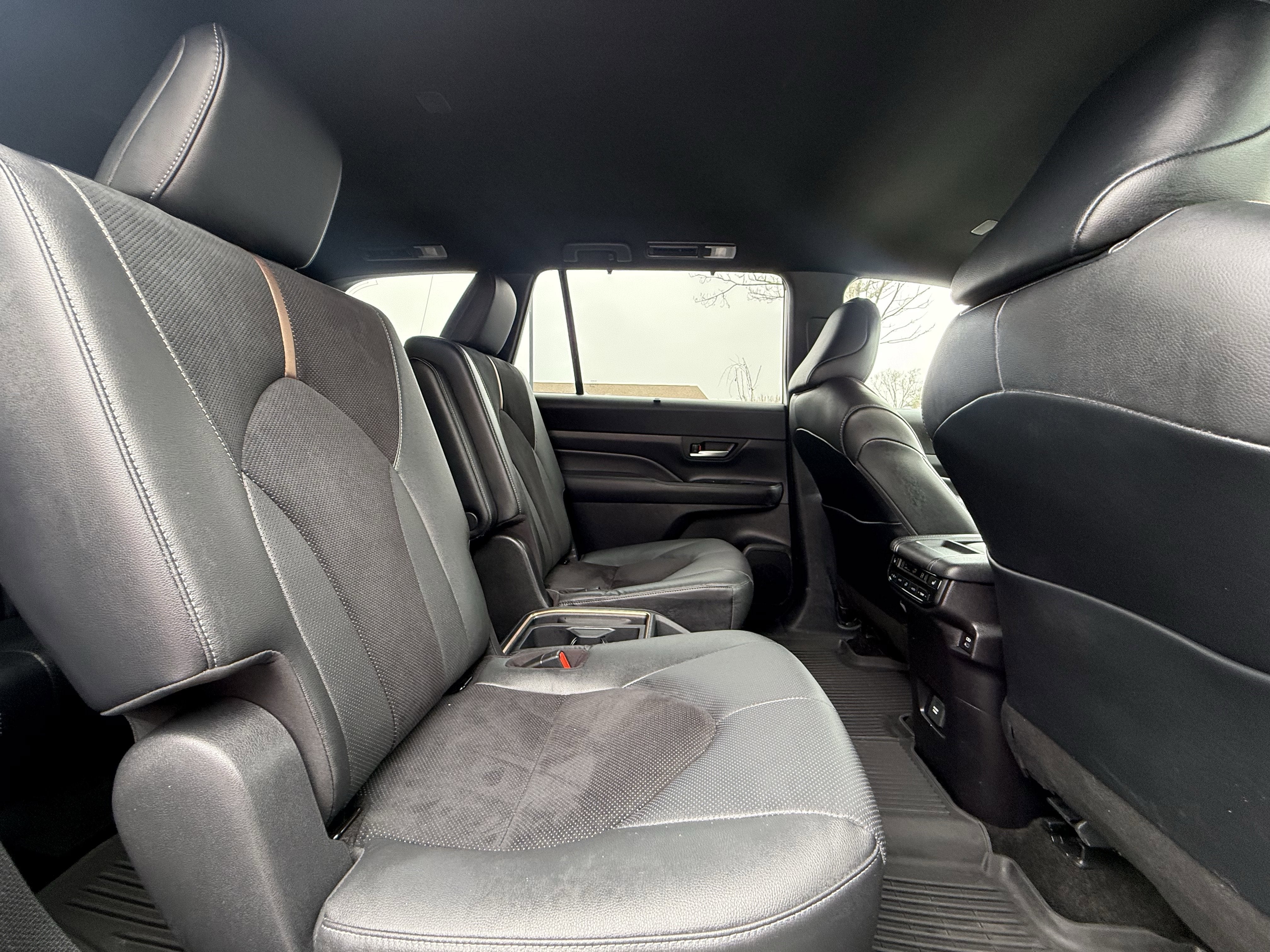 2024 Toyota Grand Highlander Hybrid Base