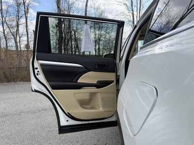 2016 Toyota Highlander LE Plus V6