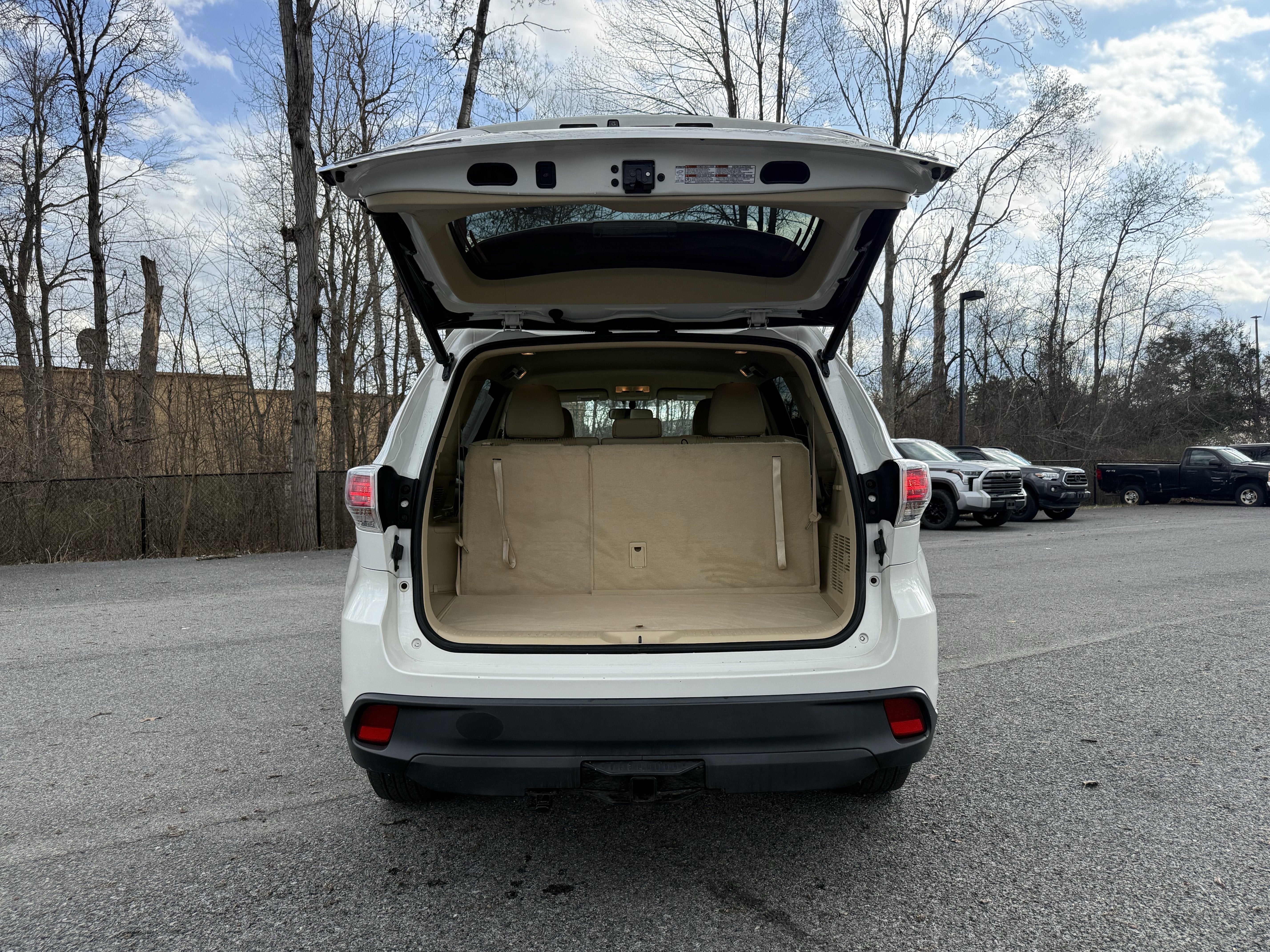 2016 Toyota Highlander LE Plus V6