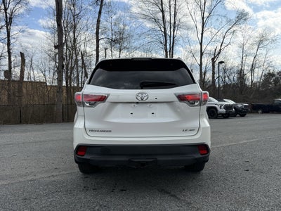 2016 Toyota Highlander LE Plus V6