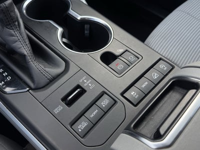 2020 Toyota Highlander LE