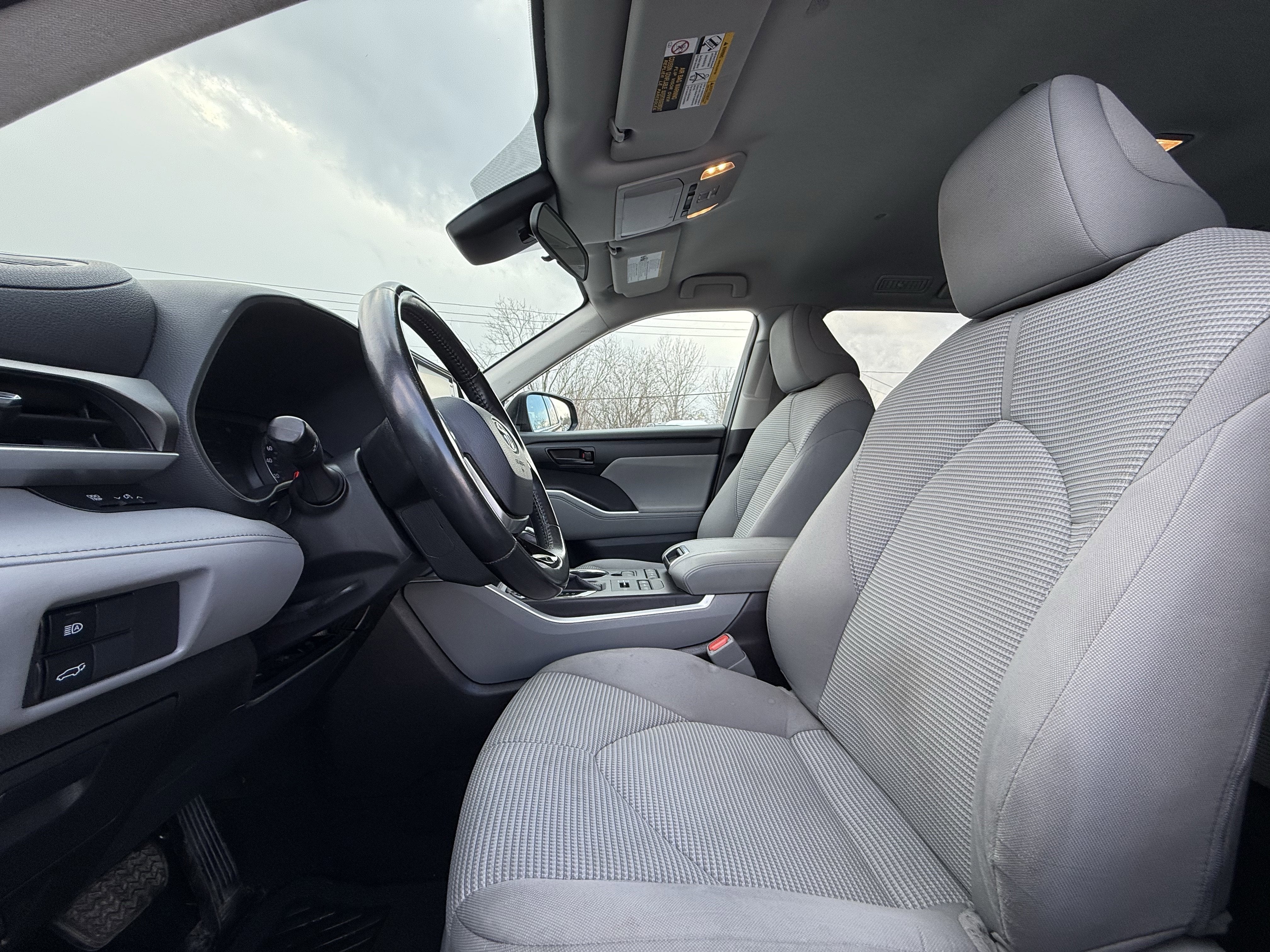 2020 Toyota Highlander LE