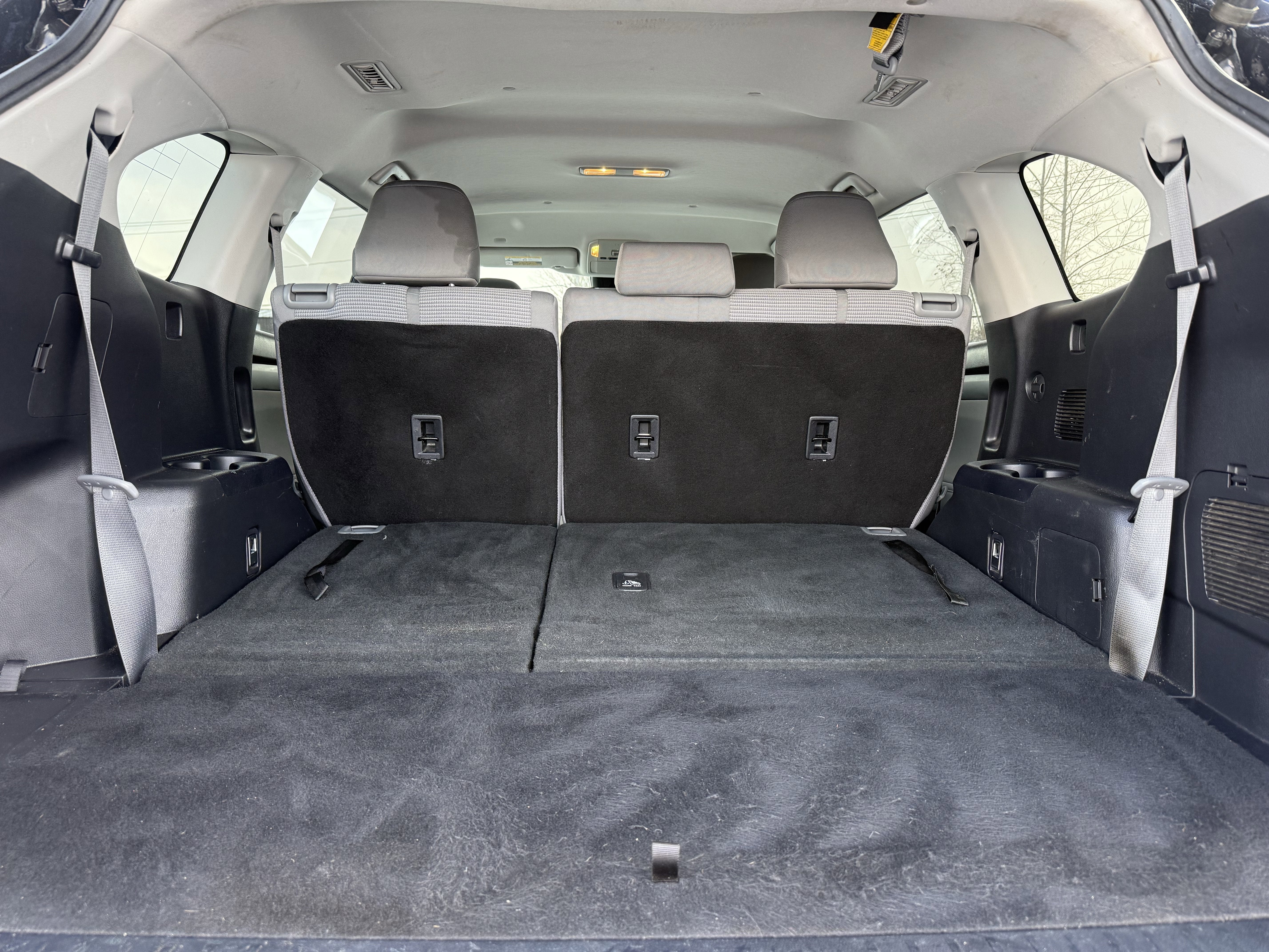 2020 Toyota Highlander LE