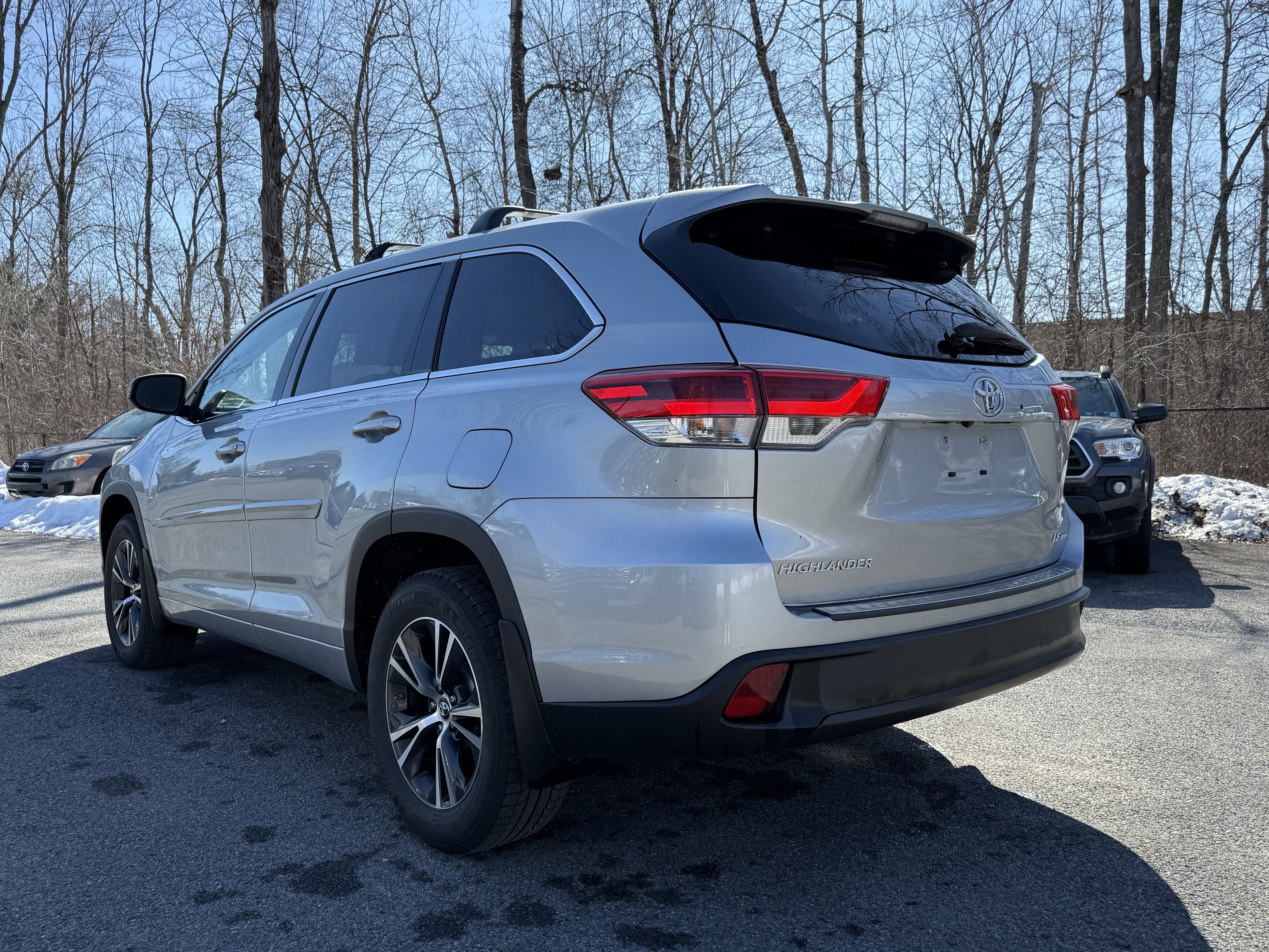 2018 Toyota Highlander Base