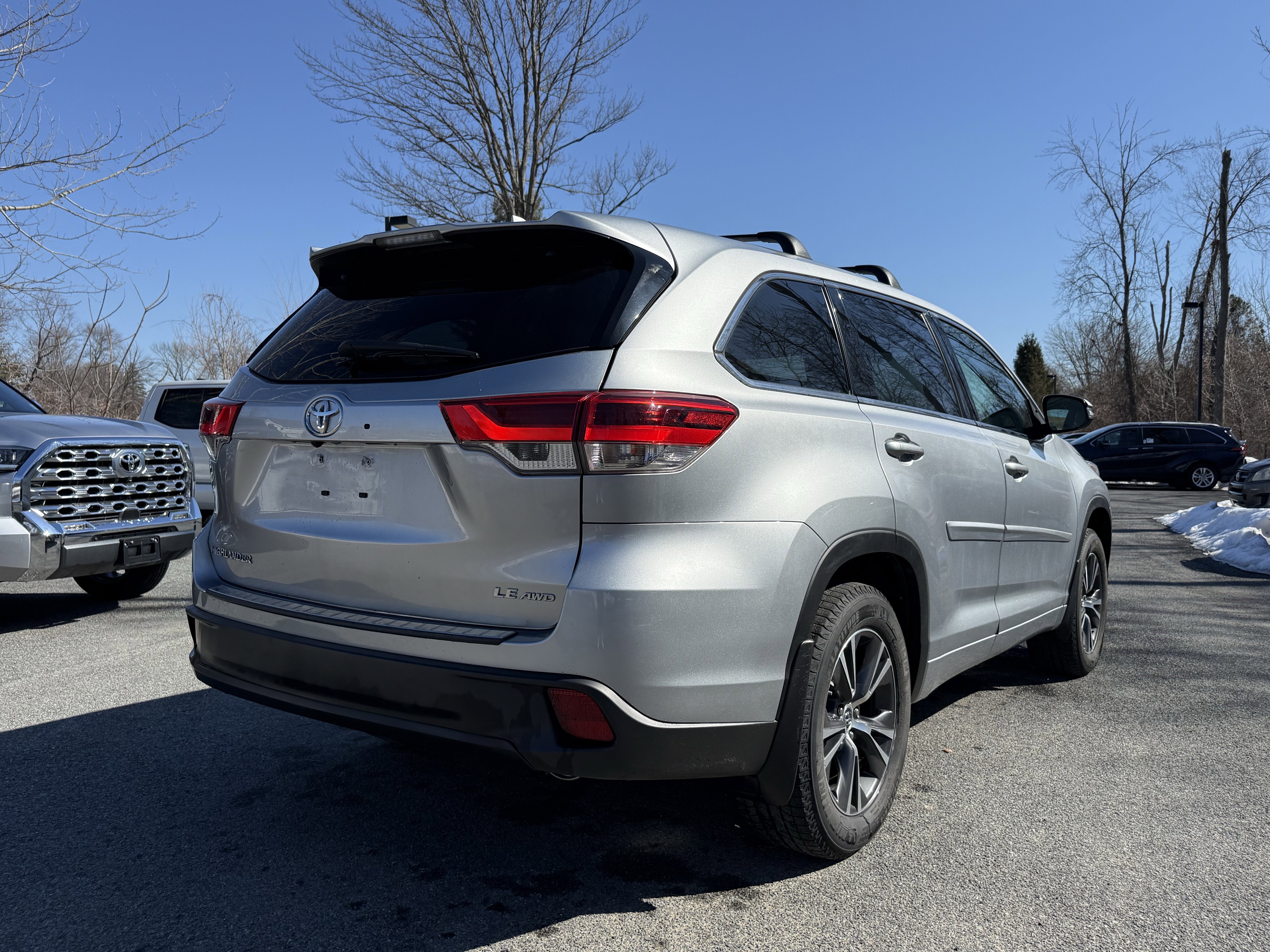 2018 Toyota Highlander Base