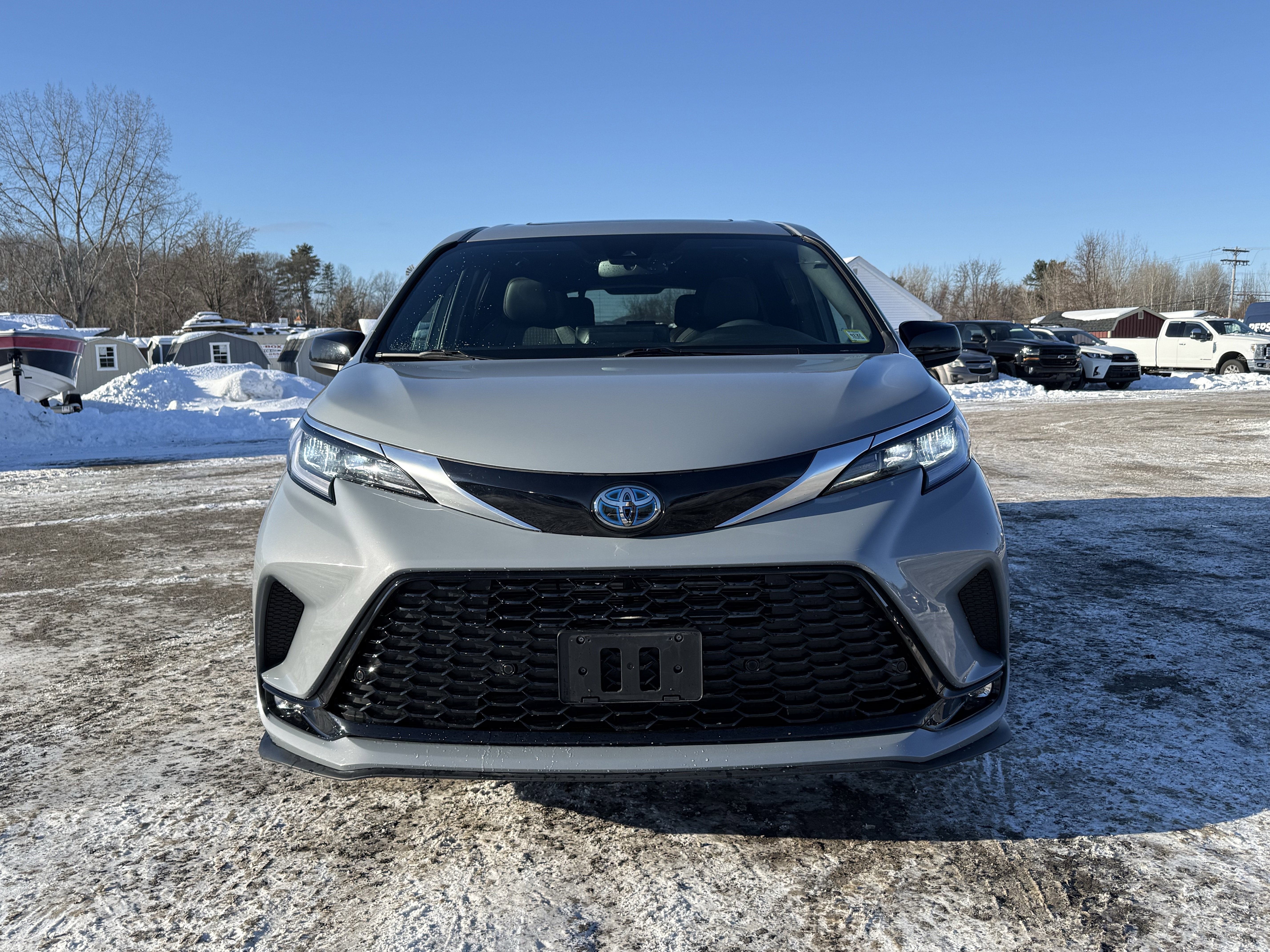 2023 Toyota Sienna XSE 7 Passenger