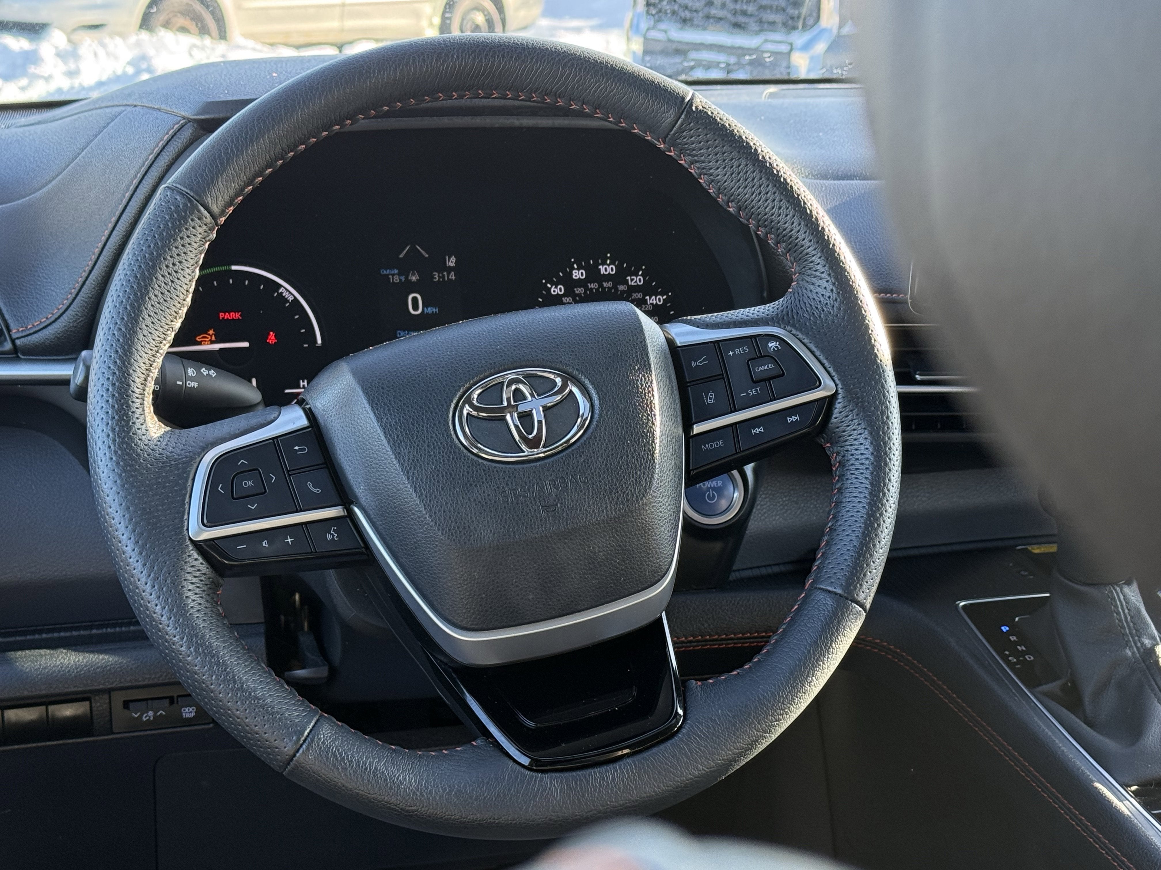 2023 Toyota Sienna XSE 7 Passenger