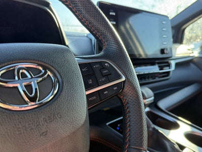 2023 Toyota Sienna XSE 7 Passenger