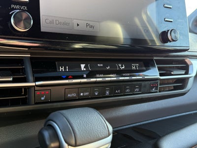 2023 Toyota Sienna XSE 7 Passenger