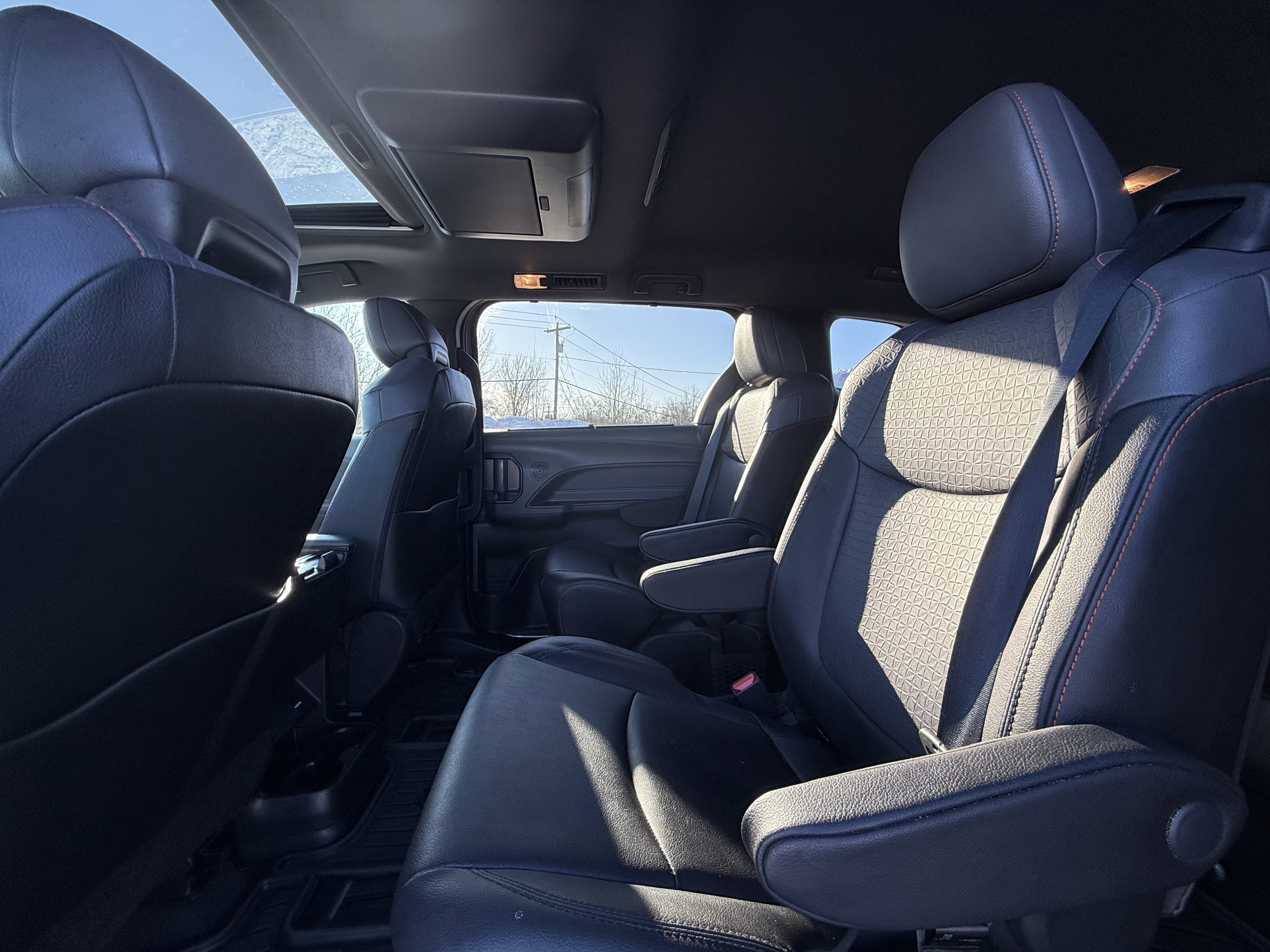 2023 Toyota Sienna XSE 7 Passenger