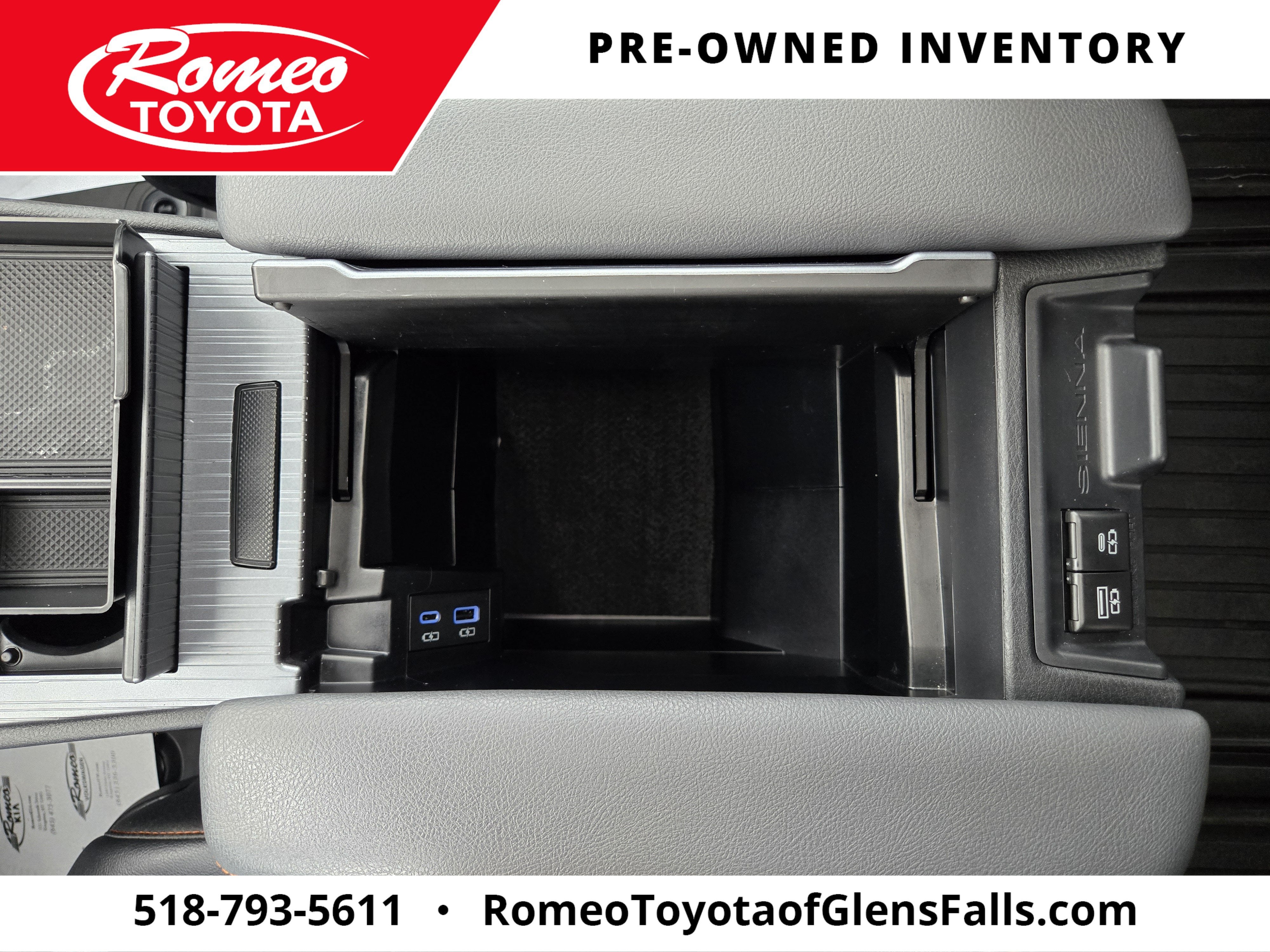2024 Toyota Sienna XSE 7 Passenger