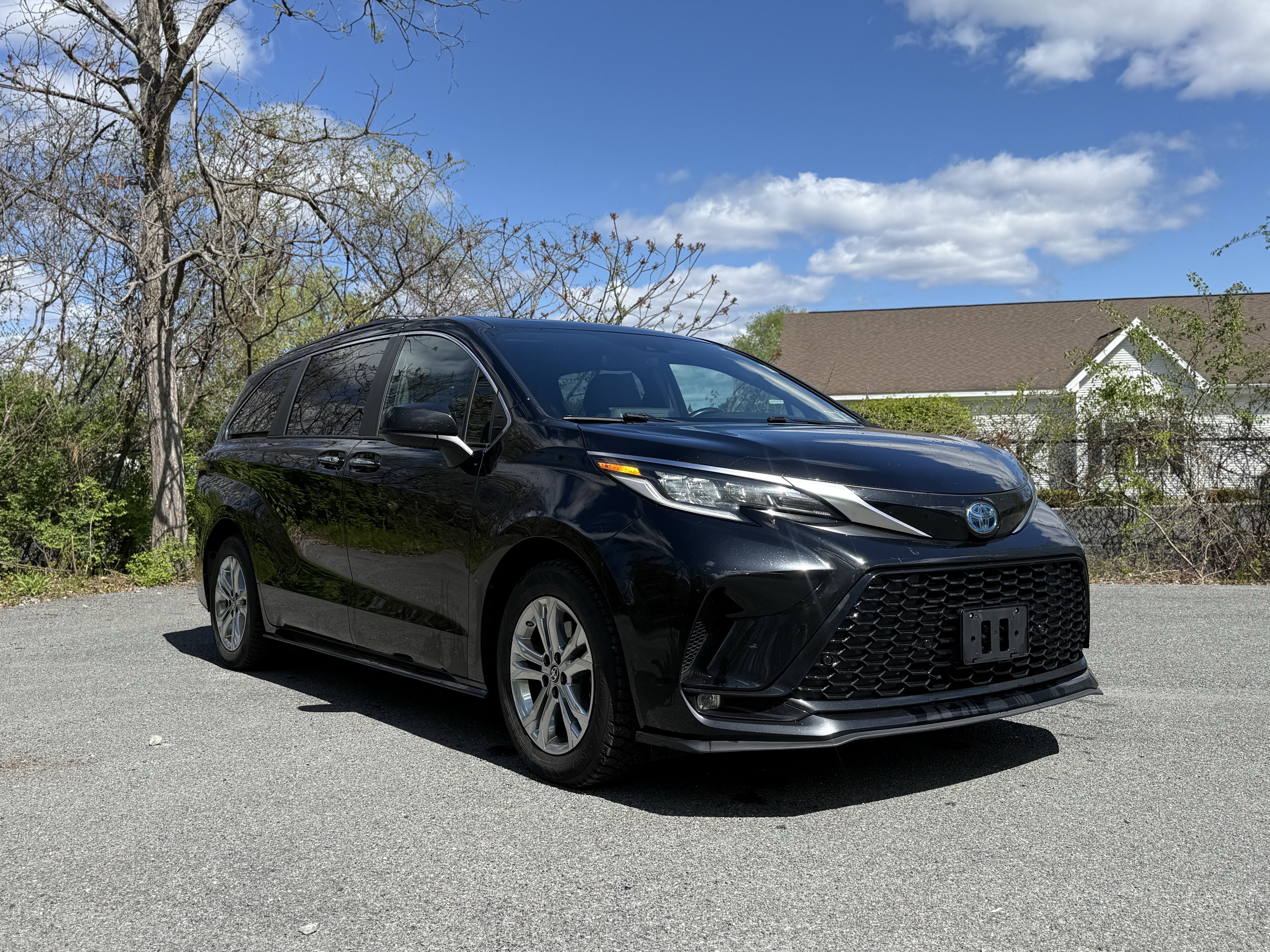2022 Toyota Sienna XSE 7 Passenger