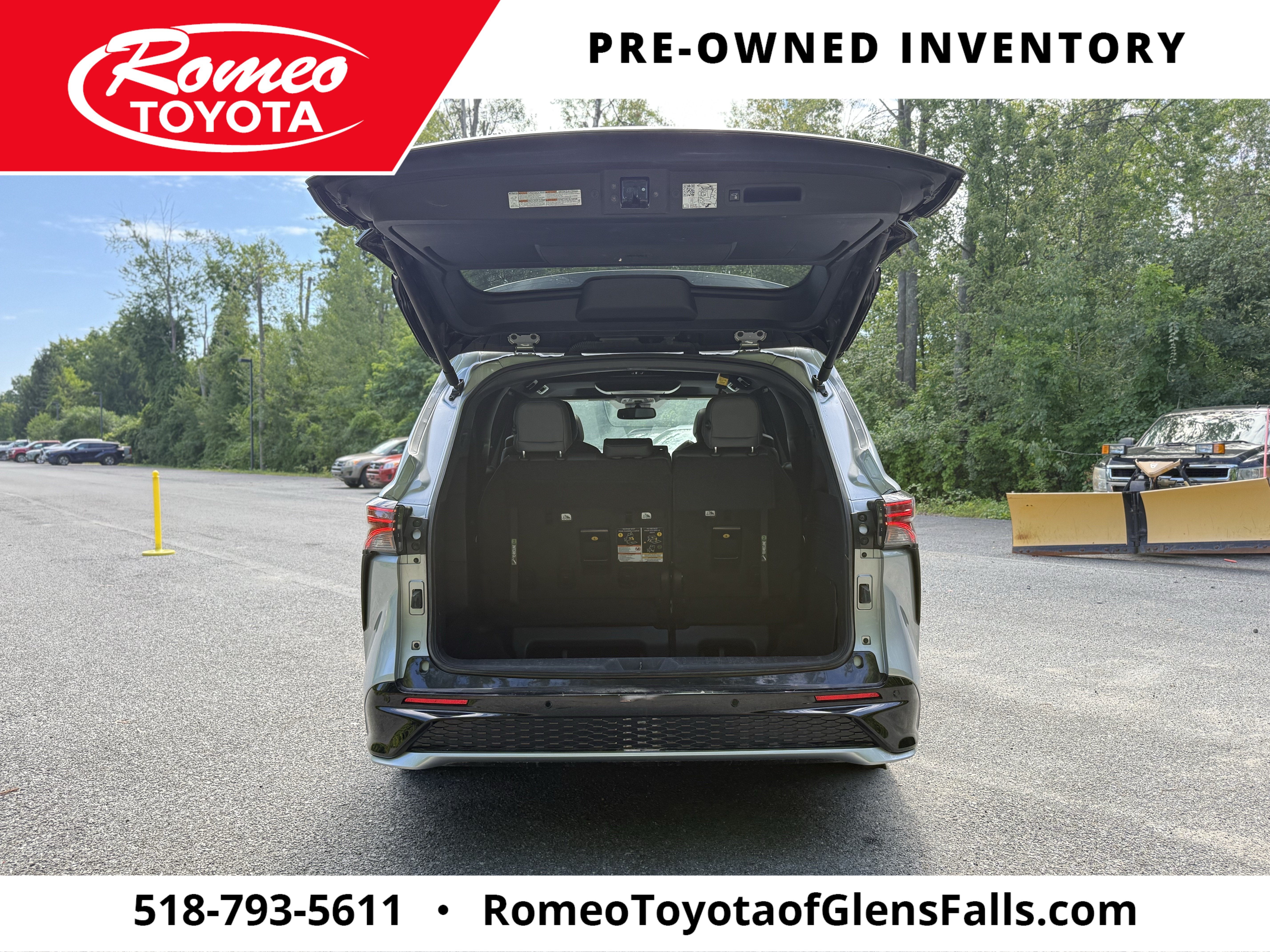 2023 Toyota Sienna XSE 7 Passenger