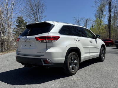 2017 Toyota Highlander Limited Platinum