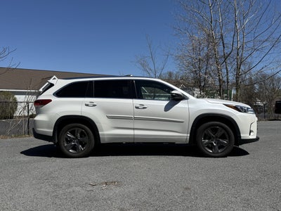 2017 Toyota Highlander Limited Platinum