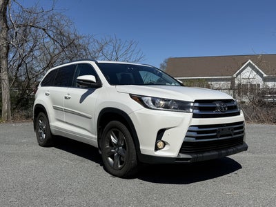 2017 Toyota Highlander Limited Platinum