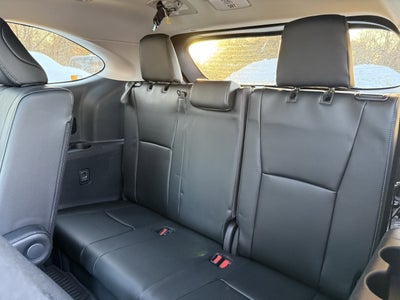 2025 Toyota Highlander Hybrid Platinum