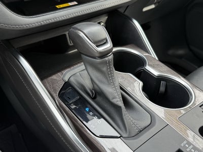 2023 Toyota Highlander Hybrid Platinum