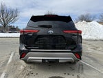 2023 Toyota Highlander Hybrid Platinum