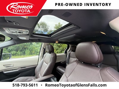 2023 Toyota Sienna Platinum 7 Passenger