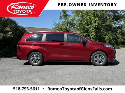 2022 Toyota Sienna Platinum 7 Passenger