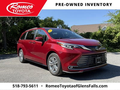2022 Toyota Sienna Platinum 7 Passenger