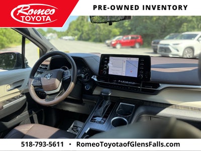 2022 Toyota Sienna Platinum 7 Passenger