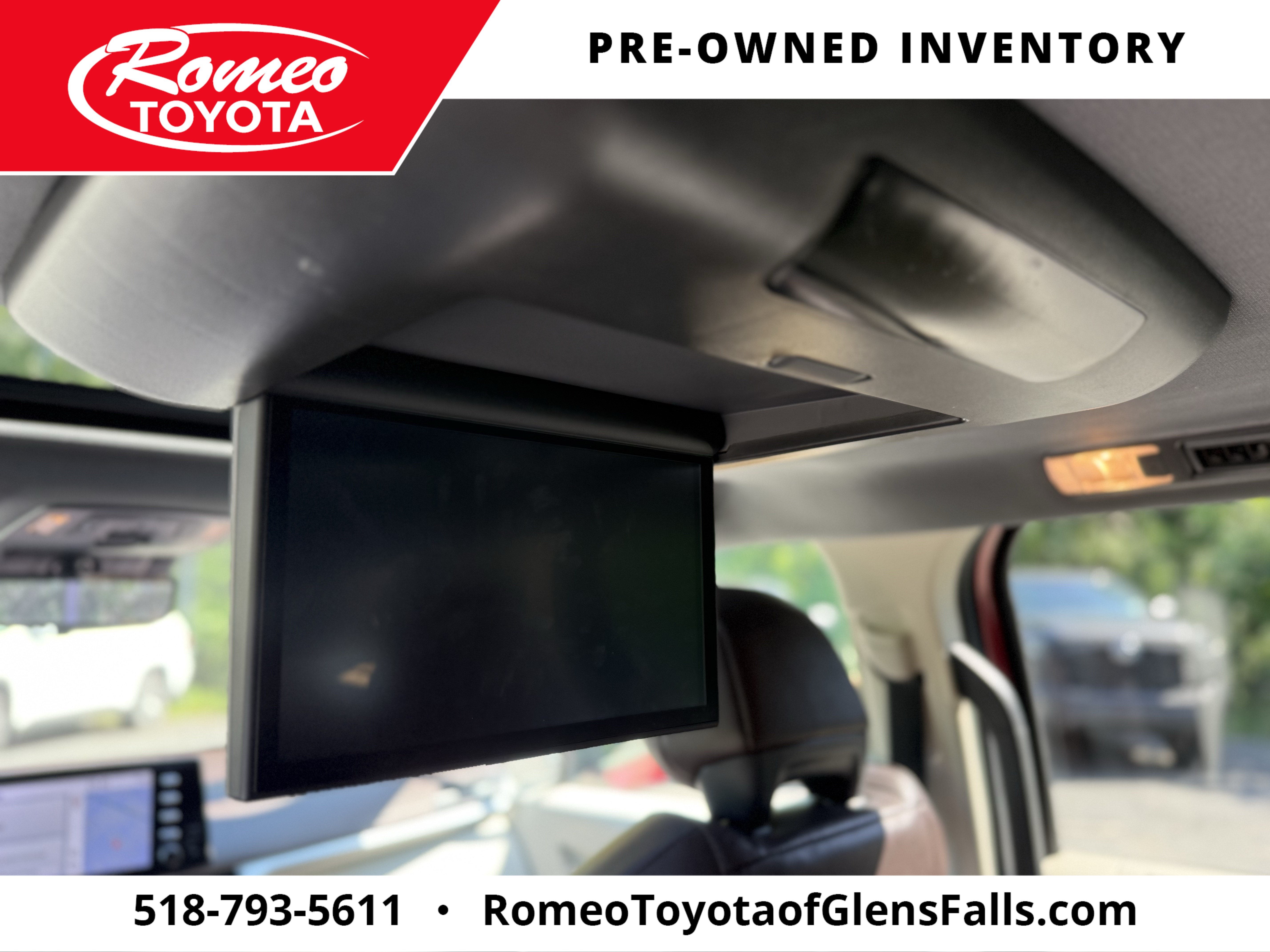 2022 Toyota Sienna Platinum 7 Passenger