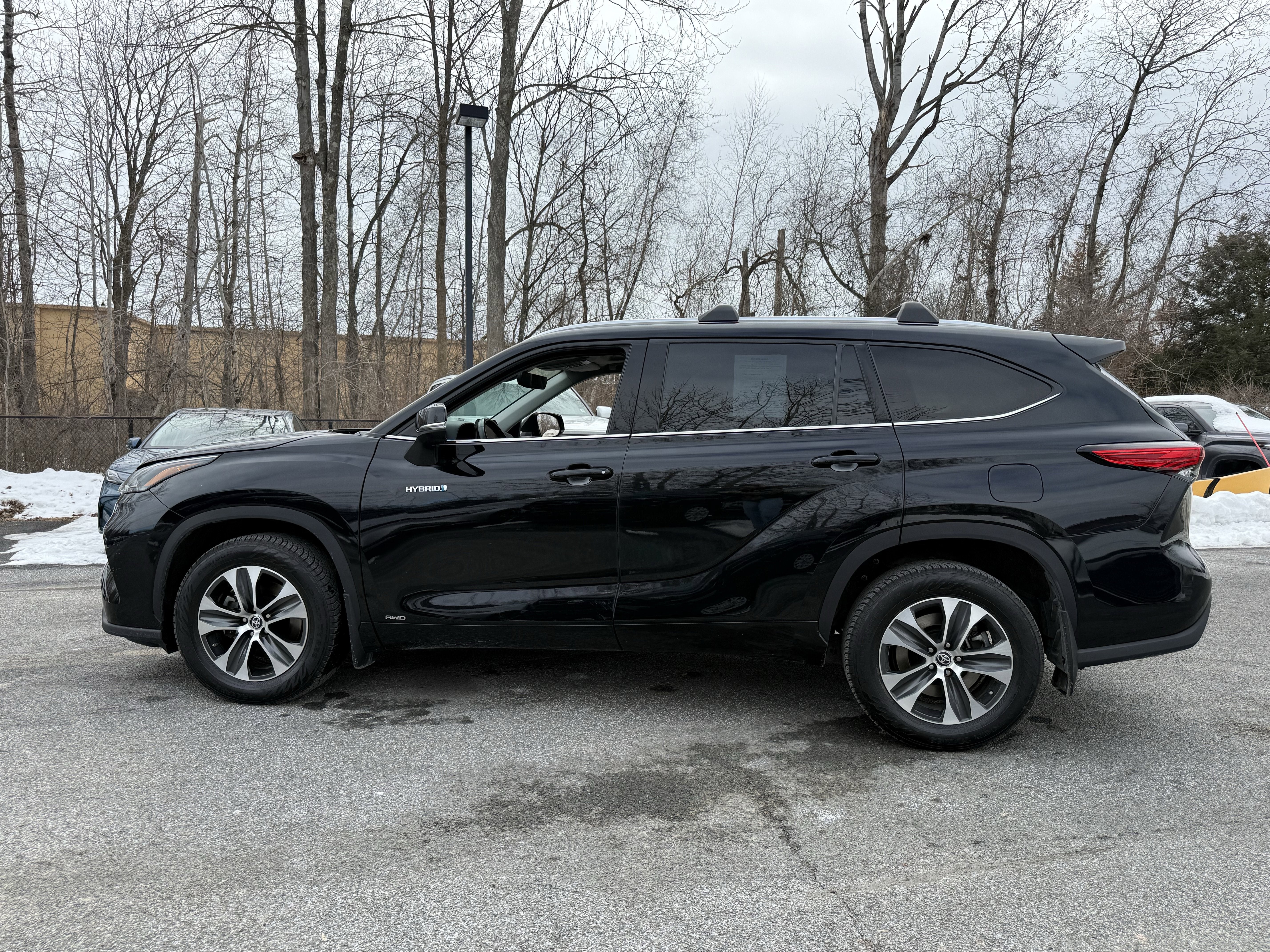 2021 Toyota Highlander Hybrid XLE