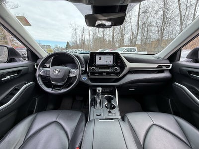 2021 Toyota Highlander Hybrid XLE