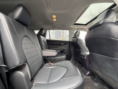 2021 Toyota Highlander Hybrid XLE