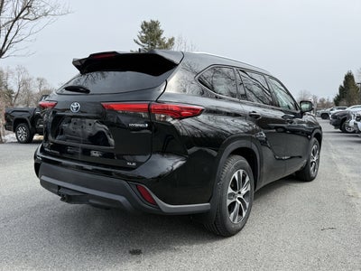 2021 Toyota Highlander Hybrid XLE